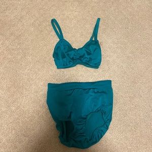 Contemporary costume